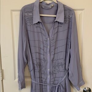 SOFT SURROUNDINGS 2X Lavender Button-Up Dress with Embroidered Detail.